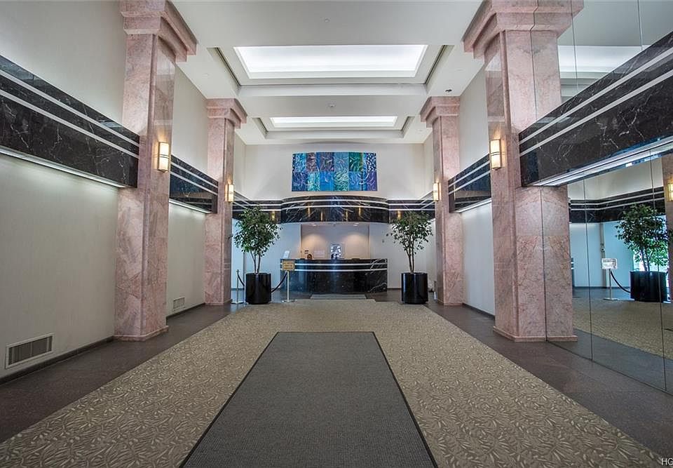 1st image of 4 Martine Ave APT 402