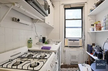 Rented by Bond New York