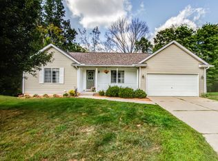 6369 Dunbarton St SE, Ada, MI 49301