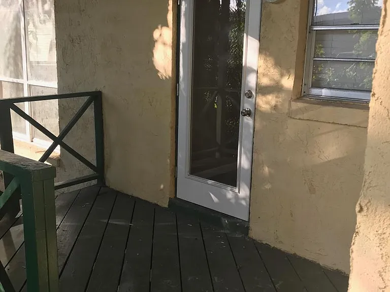 1610 E Ridgewood St — Photo 13