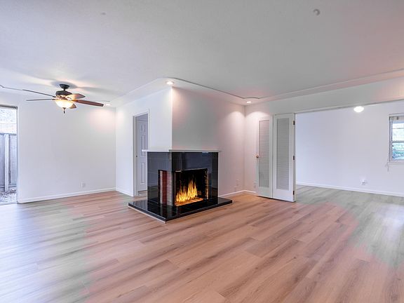 5th image of 850 Toyon Ave