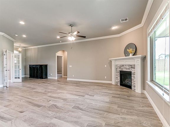 4th image of 9517 Morgan Crossing Dr