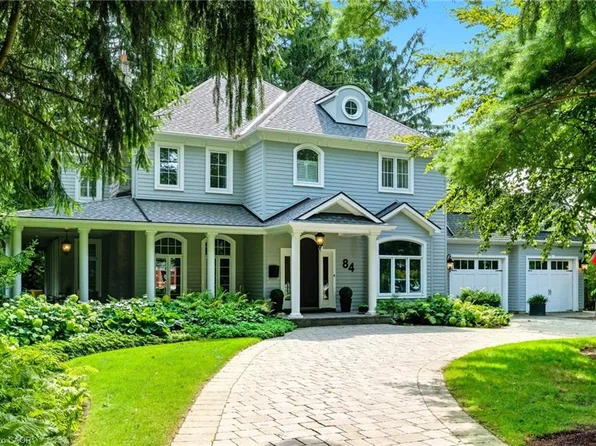 84 Jerseyville Rd W, Hamilton, ON L9G 1A2