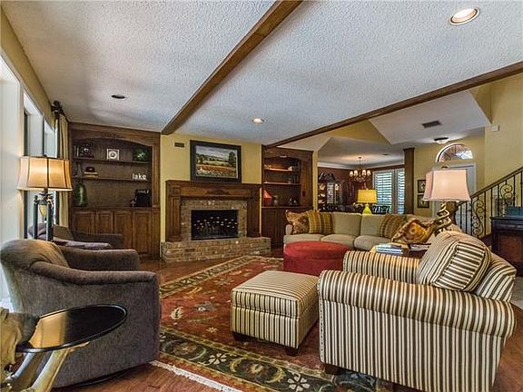 3rd image of 9021 Westwood Shores Dr