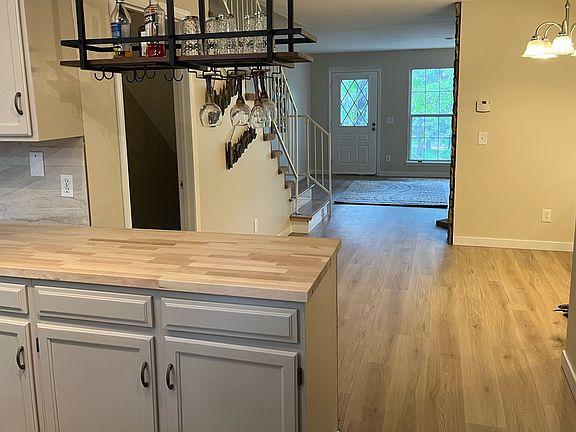3rd image of 9848 W Cornell Pl