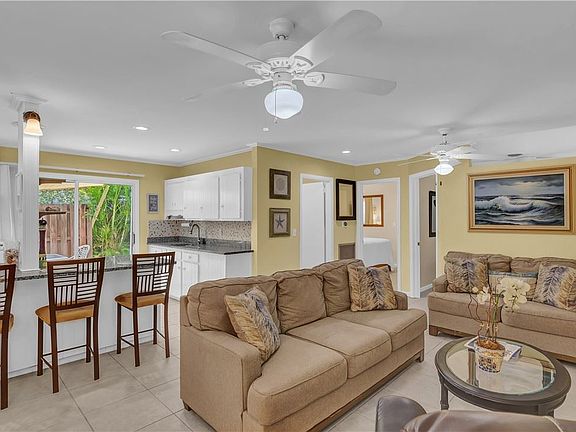 5th image of 920 Tropic Dr #D