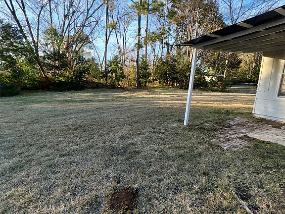 3rd image of 3238 Elsberry Rd
