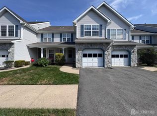 22 Jill Ct S, Monmouth Junction, NJ 08852