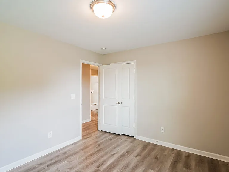 408 Parmley Ln — Photo 14
