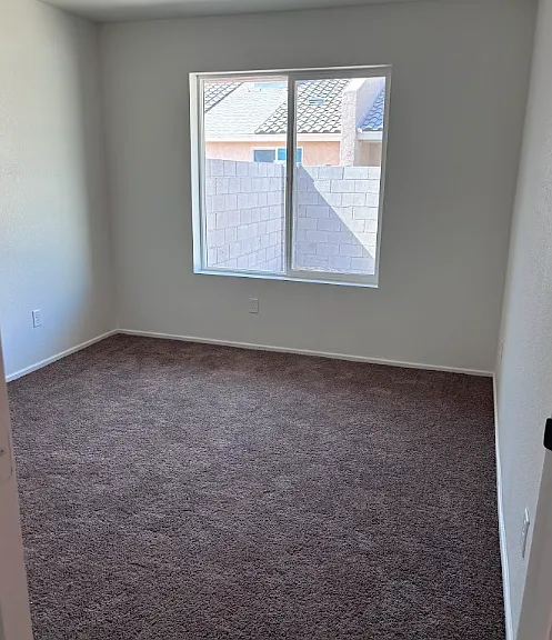 7172 E 39th Ln — Photo 11