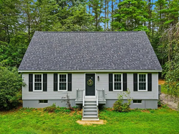 7 James Henry Drive, Barrington, NH 03825