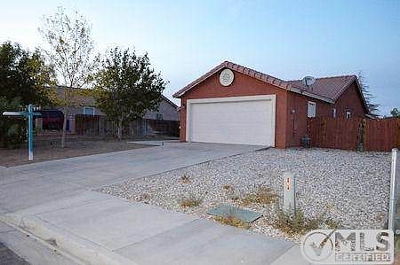 3rd image of 15014 Maribelle Dr