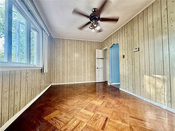 2nd image of 2043 W 10th St #2A