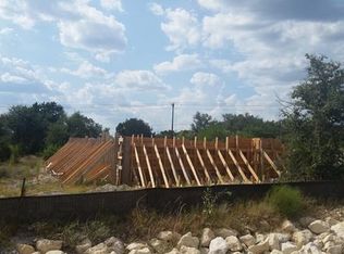 4600 Diamante Dr, Spicewood, TX 78669