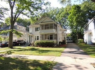 42 Olmsted Dr, Springfield, MA 01108