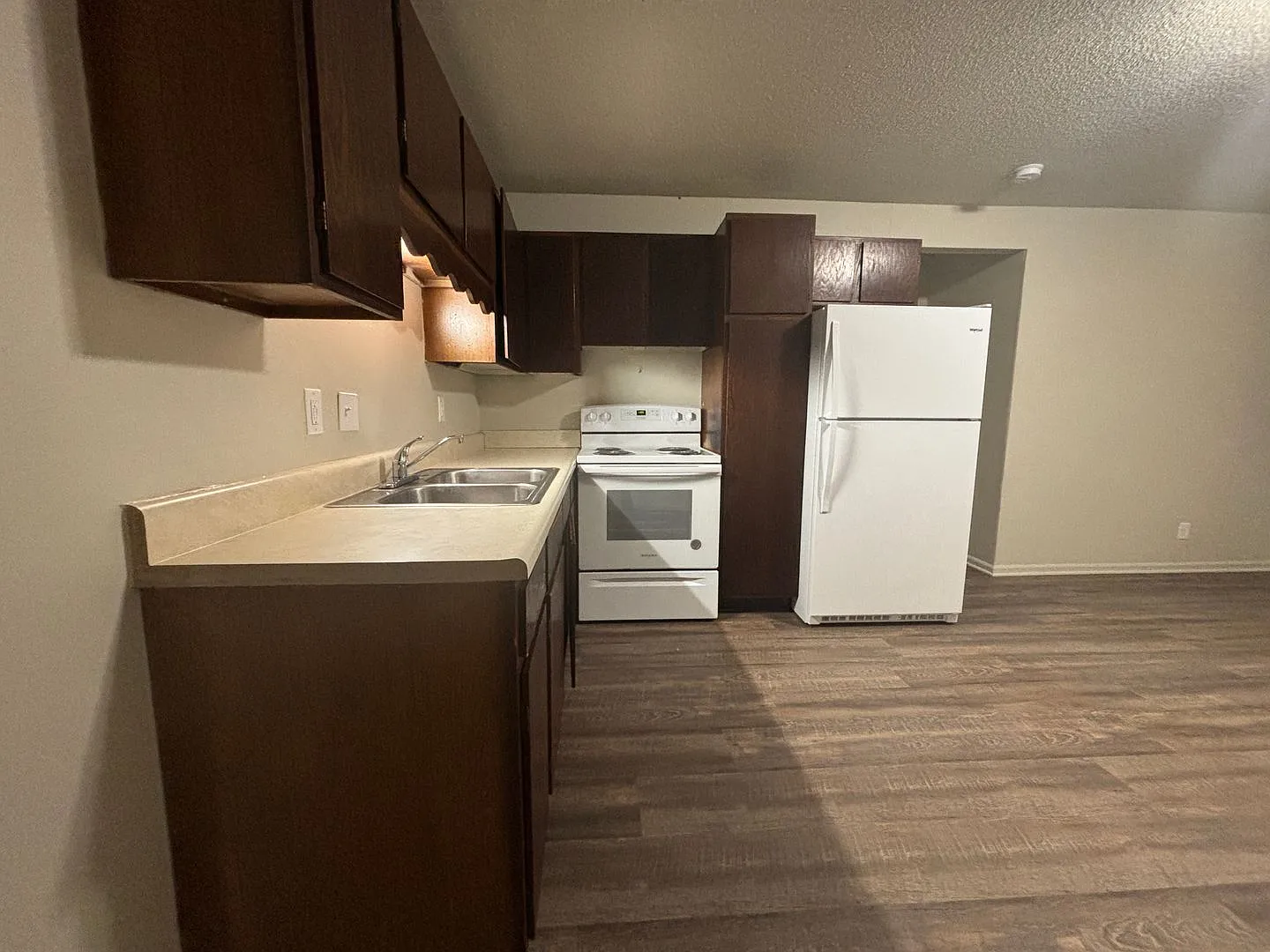 Brookside Apartments — Photo 2