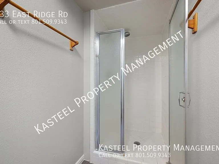 333 E Ridge Rd — Photo 19