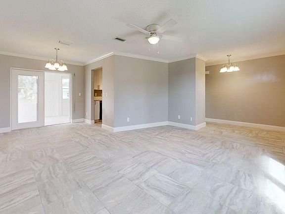 5th image of 3476 Mazur Dr
