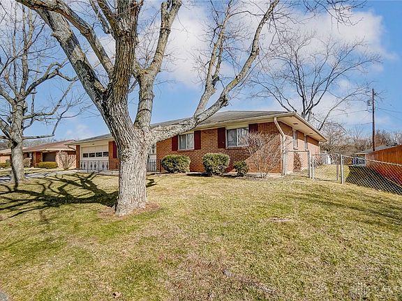 3rd image of 6426 Woodville Dr