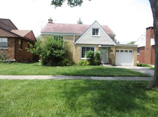 2352 S 9th Ave, North Riverside, IL 60546