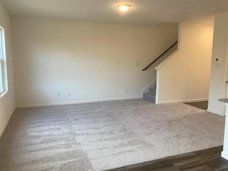 1905 Chapel Hill Rd — Photo 5