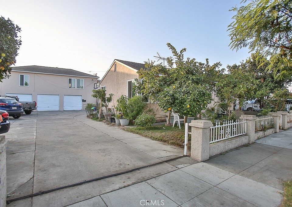 1st image of 3447 Caspian Ave