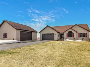 7206 McDermott Dr, Kewadin, MI 49648