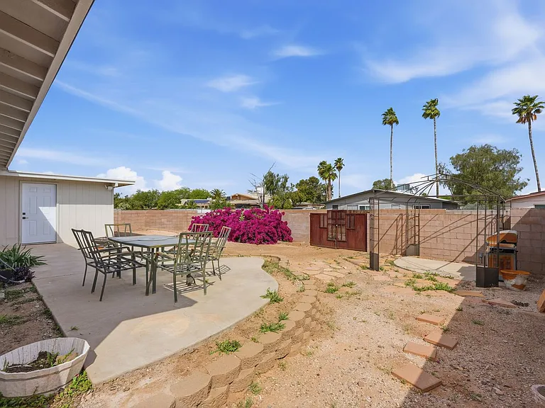 3455 S Magda Ave — Photo 33