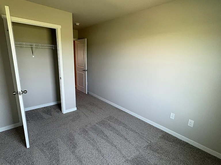 1069 Daisy Ln #1 — Photo 31