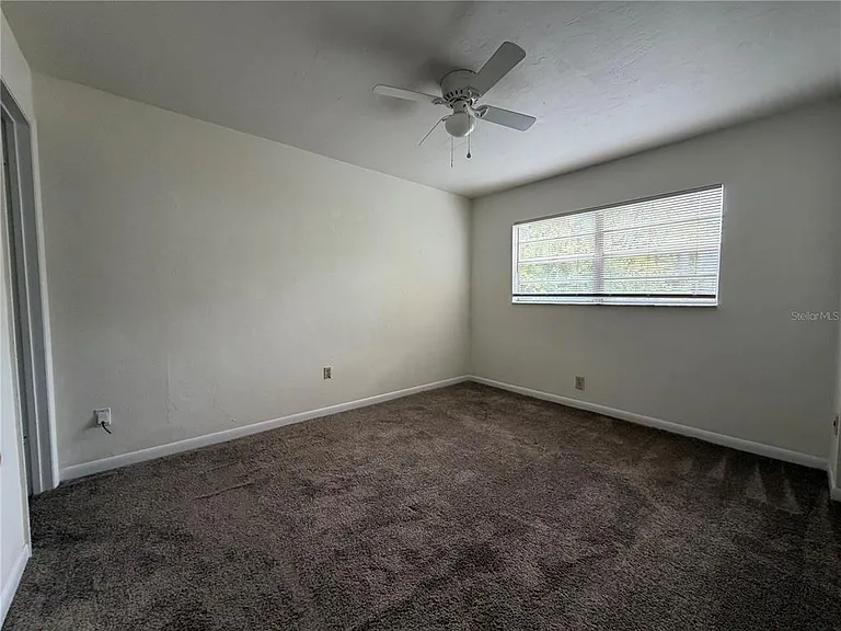 3924 SW 26th Dr #5 — Photo 4