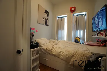 Rented by Rennit Inc.