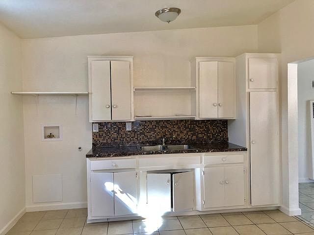 1st image of 6836 Colmar Ave