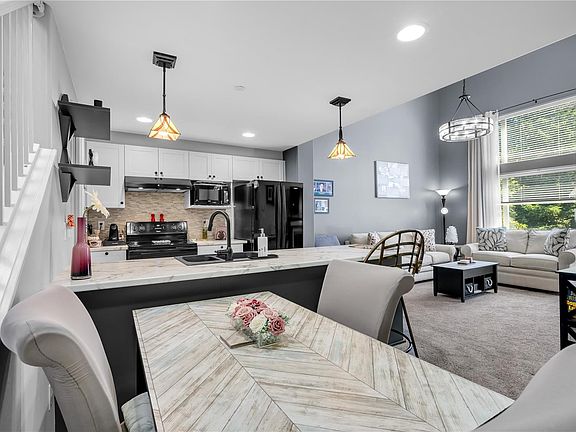 3rd image of 2823 Jacklin Rd #405