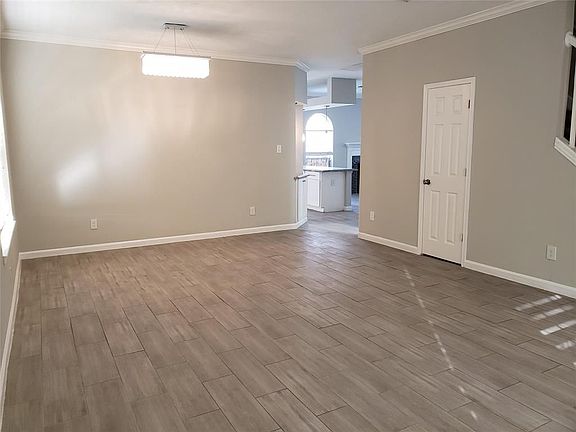 4th image of 7431 Colony Bend Ln