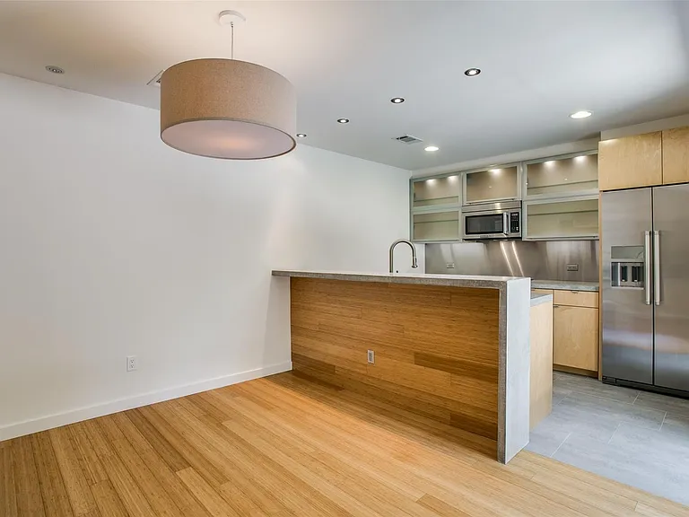 3945 Buena Vista St #C — Photo 8