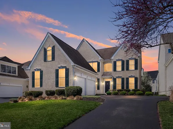 12 Kentshire Ct, Wilmington, DE 19807