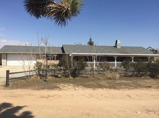 8625 Manada Rd, Phelan, CA 92371