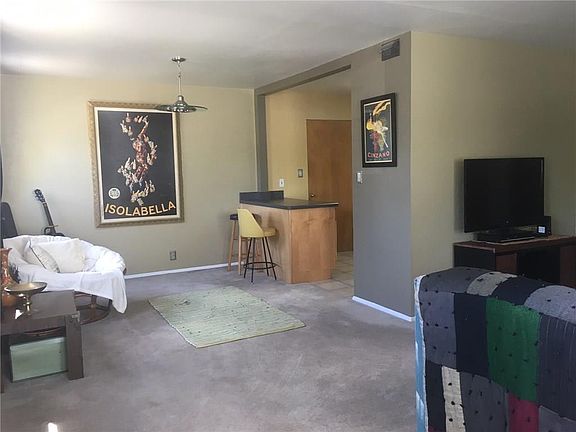 3rd image of 1215 Fairvale Dr