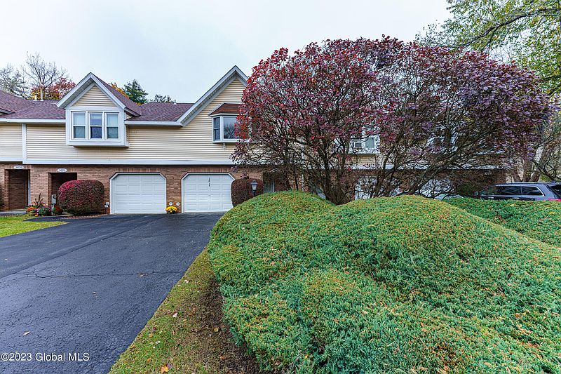 2nd image of 3024 Squire Boulevard