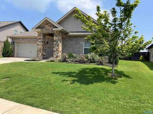 2422 Hobbstone Cir SW, Huntsville, AL 35803