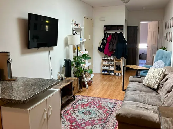 173 North 8th Street image 1 of 9