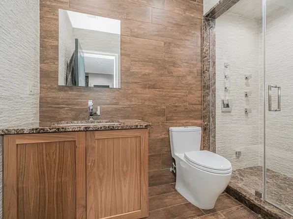 166 Providence Street image 32 of 40