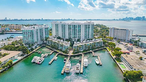 7910 Harbor Island Dr Photo 1