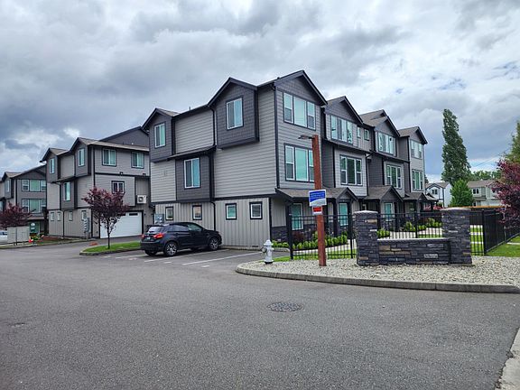 5th image of 17813-17825 22nd Ave E #17821-B