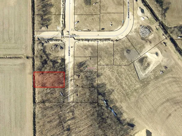 512 Kapok St SW, Demotte, IN 46310