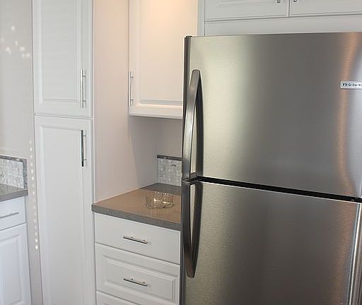 5th image of 6219 Lake Alturas Ave