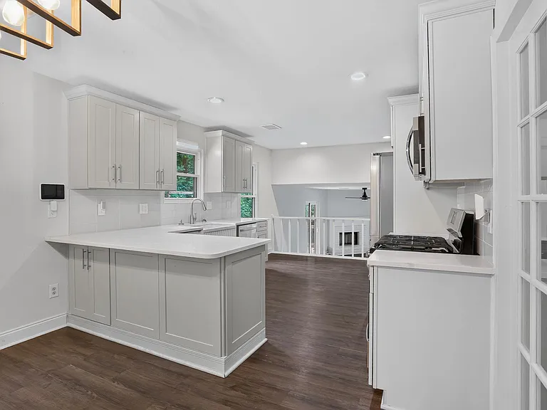 2891 Tipany Ct — Photo 7