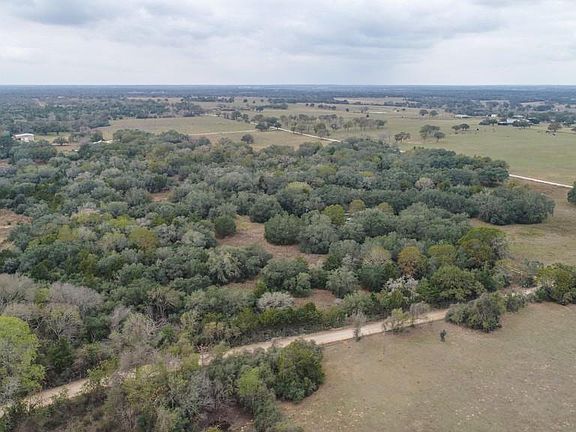 3rd image of 4621 County Road 444