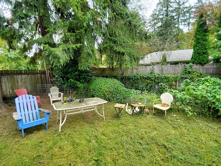 1715 Quince St NE #A — Photo 16