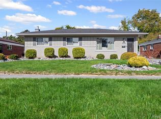 24664 Orchard St, Taylor, MI 48180